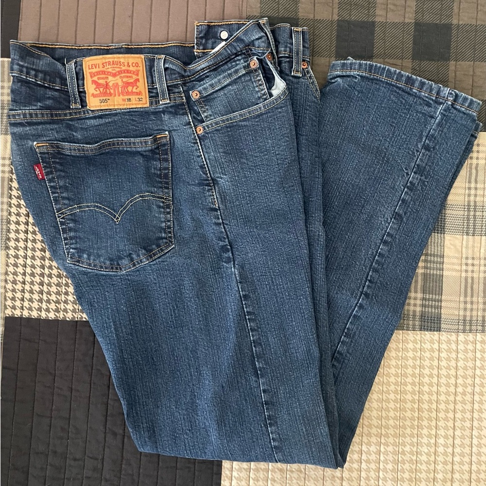 Levi's Denim Blue Jeans with Classic Label
